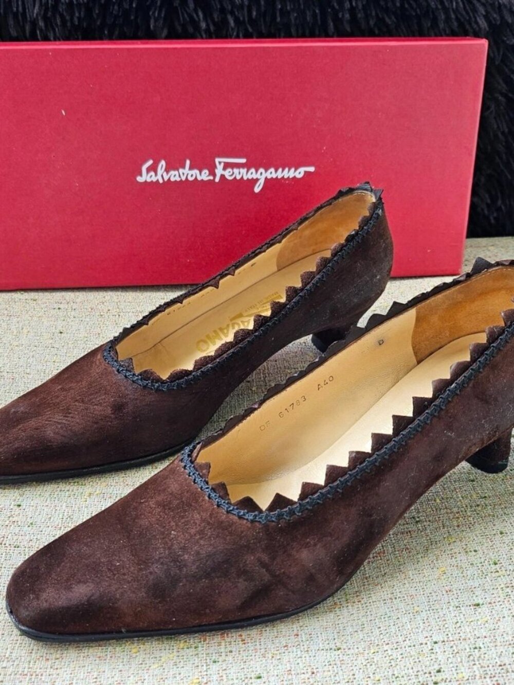 Vintage Salvatore Ferragamo Women Pump Shoes Brown Suede Made Italy Size5.5D 8US